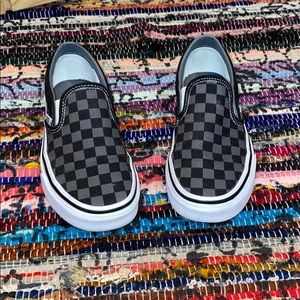 Black checkered vans